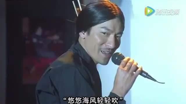 张国荣和刘德华，张国荣与刘德华之间的关系（他们最大的遗憾就是没有跟杨紫琼合作过）