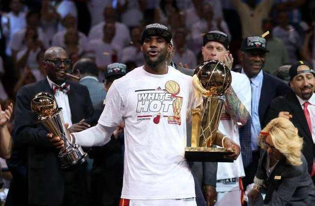 nba历届mvp分别是哪些，NBA历史至今总共67个MVP