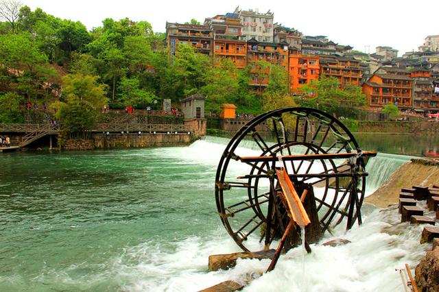 湖南有什么地方好玩的旅游景点，湖南十大最美景点