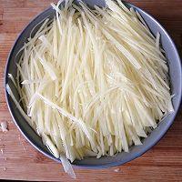 土豆丝炒火腿丝怎么做好吃，火腿土豆丝简单的美味