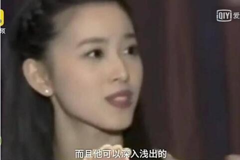 章泽天 刘强东，奶茶妹妹章泽天和刘强东相差多少（女方打扮可爱青春显得二人像父女）