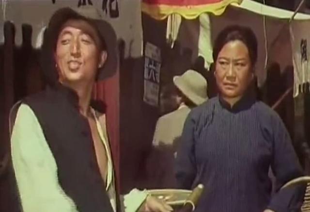 王心刚老电影故事片，张瑞芳主演孙道临朗诵