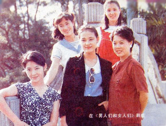 八十年代武打片铁面书生，八十年代电影小花万琼曾出演黄河大侠等影片