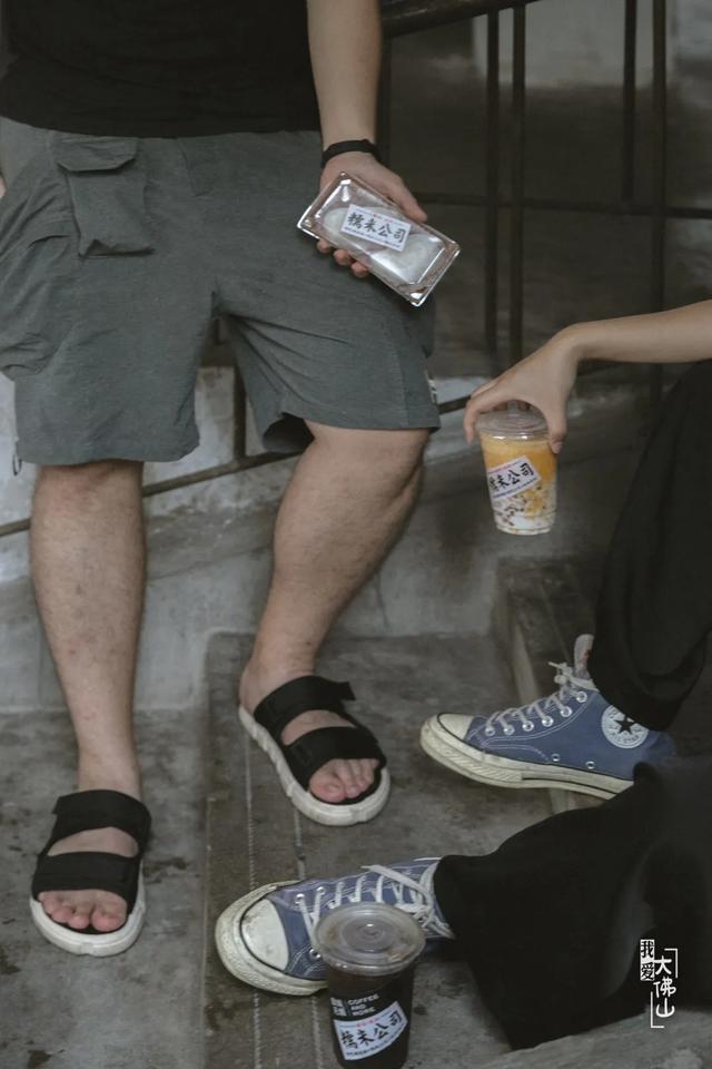 探店1口半个水果，糯米藕探店（贵阳探店\u0026满口水果精华的Ye小野果汁）