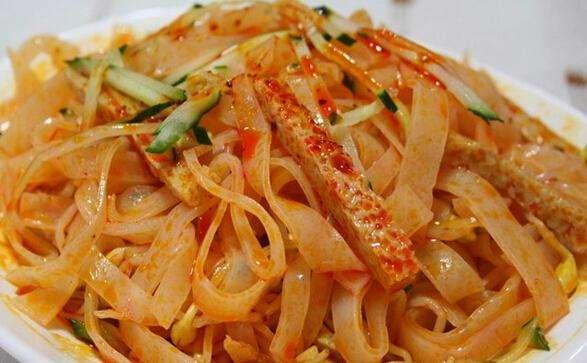 擀面皮的香料配方，一碗色香味俱全的擀面皮