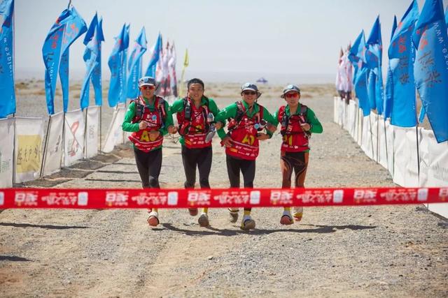 最真实的戈壁徒步，探险家携华为Mate50系列成功徒步穿越塔克拉玛干沙漠