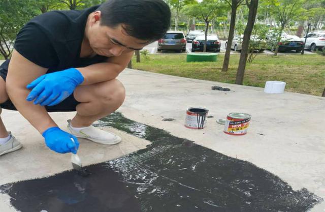 楼顶漏水怎样整才好，教你一个楼顶漏水维修的小方法