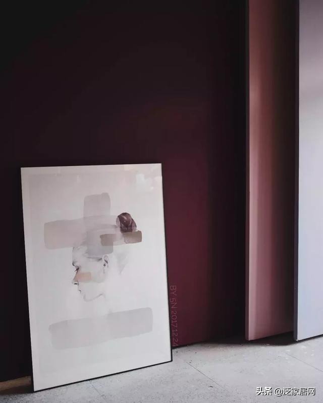 挂画怎么挂墙上最好，聪明人的挂画方式