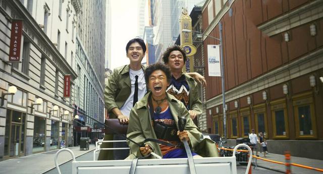 王宝强的成长历程和感情故事，小程序是什么？看完你就懂了