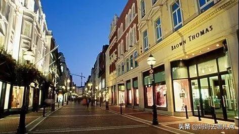 婴儿用品店，一家母婴用品店