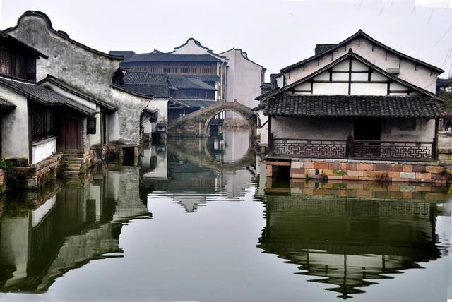 浙江旅游景点大全景点排名，浙江旅游必去十大景点都是哪些（浙江旅游必去的十大景点）