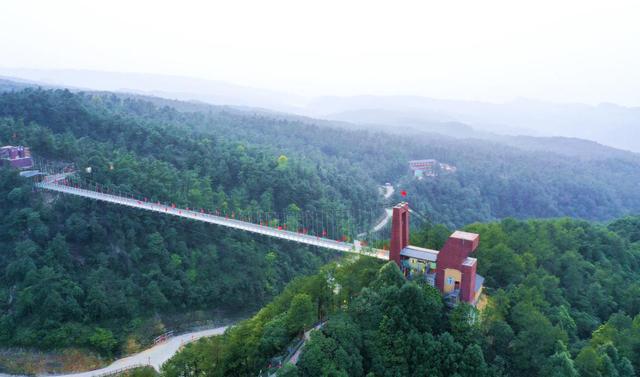 神龙山巴人石头城，广安四大著名的旅游景点是哪些呢