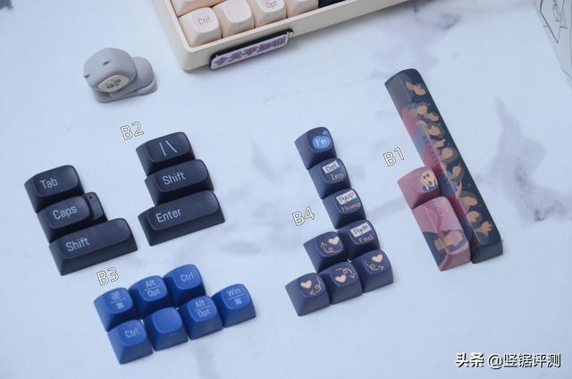 洛斐dot蓝牙机械键盘使用说明，洛斐DOT小黄鸭机械键盘体验