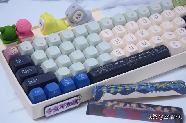 洛斐dot蓝牙机械键盘使用说明，洛斐DOT小黄鸭机械键盘体验