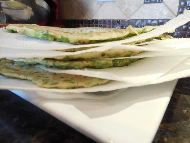 韭菜煎饼有哪些做法，韭菜煎饼的家常做法