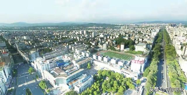 江西赣州和福建龙岩房价对比，为什么赣州房价比惠州高