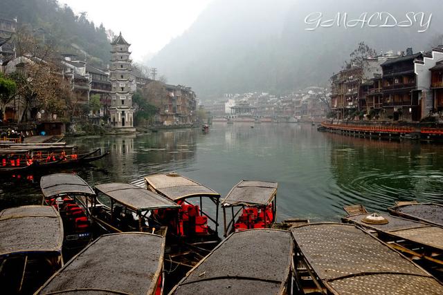 湖南凤凰古城旅游推荐，史上最全的湖南凤凰古镇自助游攻略