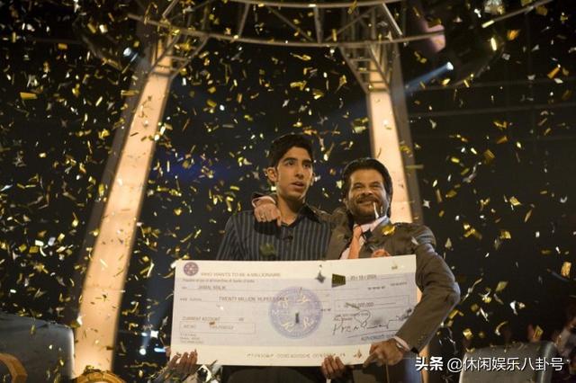 贾马尔贫穷的一生，贫民窟的百万富翁贾马尔贫穷悲惨的一生