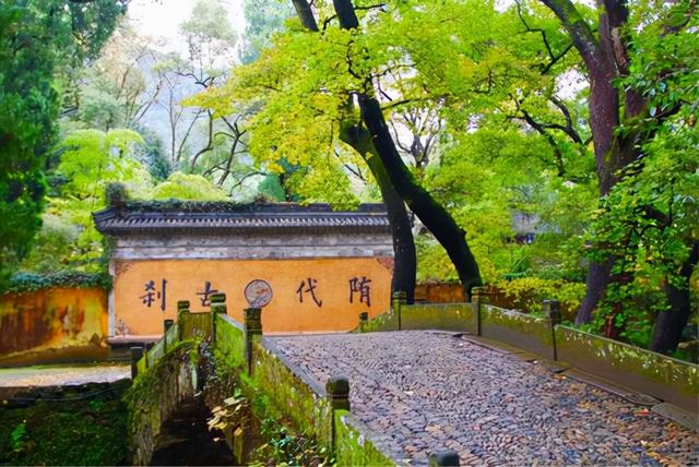 佛门四大名寺，藏传佛教著名寺院盘点