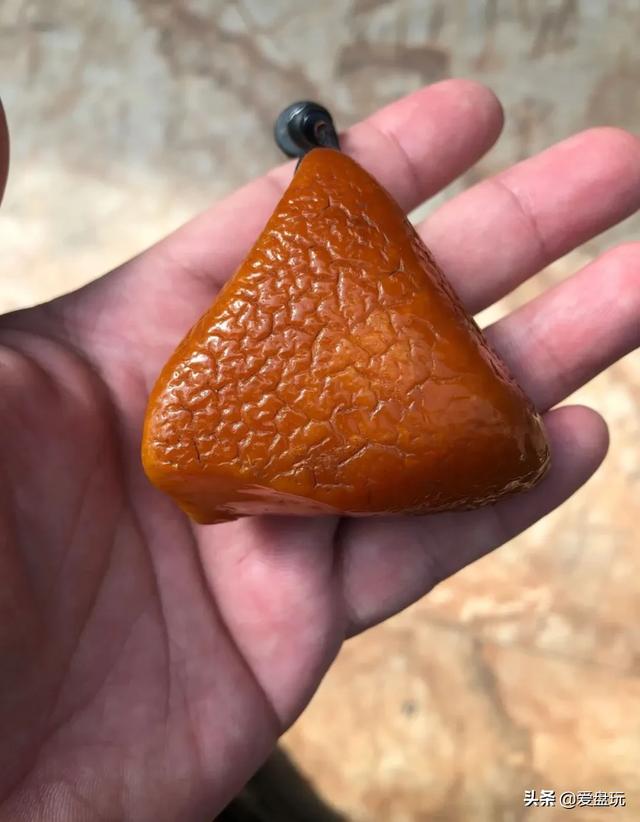 蜜蜡认主人的表现，蜜蜡的基本认识（蜜蜡佩戴有什么样的规则呢）