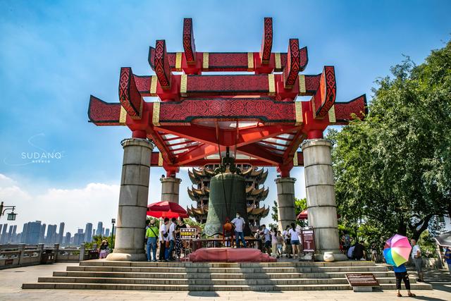 武汉黄鹤楼四大景，武汉十大景区：黄鹤楼