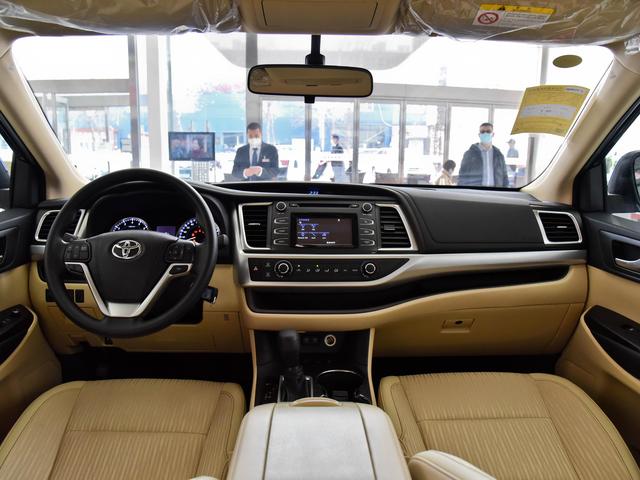 丰田汉兰达最新款，丰田汉兰达2022款最新款上市7座