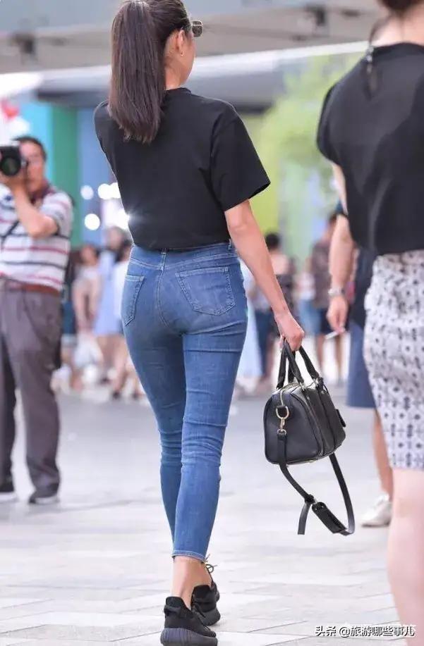 成都佛罗伦萨城在哪，市民拍摄“洋建筑”网红打卡地
