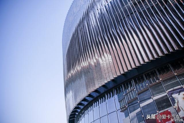 上海虹桥天地购物攻略，听说虹桥新天地颜值很高