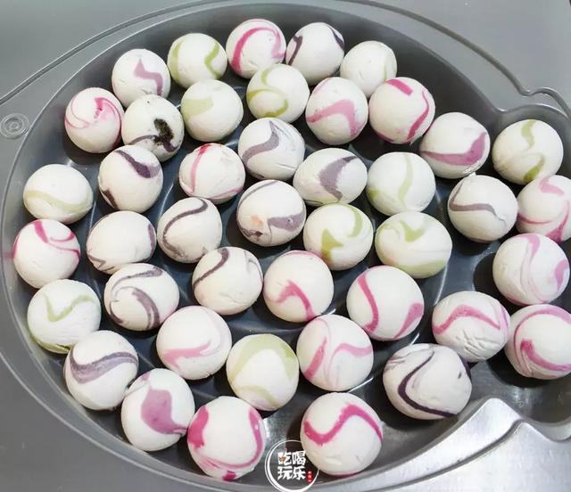 汤圆太好吃了买了好多次不甜不腻，汤圆别直接煮着吃了