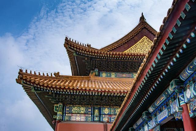 慈禧活了多长时间，咸丰活了多少岁慈禧（为何她最满意的却是手和脚）