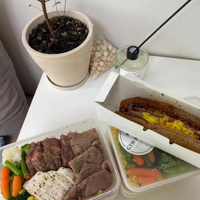 盘点动漫黑发帅哥，海贼王：成功变帅的4个男人