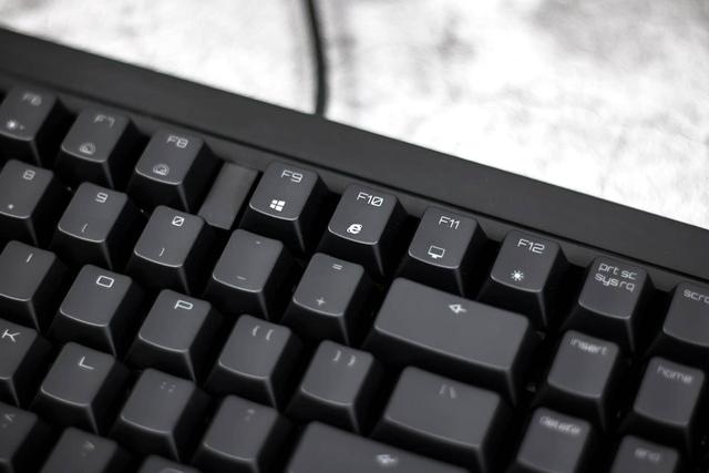 樱桃mx8.0键盘评测，樱桃MX2.0S机械键盘体验