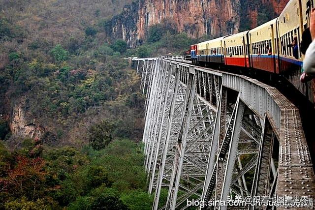 三面环山,一面临海的平原，三面环山的民族大熔炉