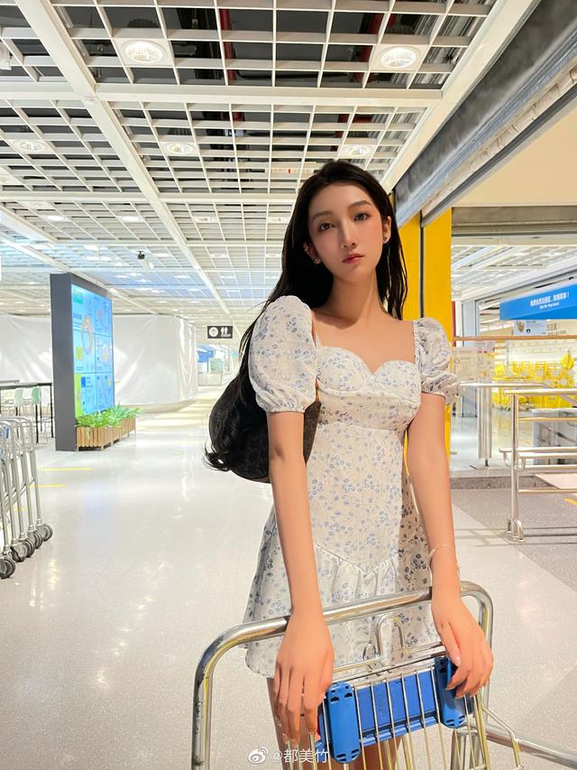 都竹美曝光吴亦凡，都美竹再曝超多吴亦凡黑料