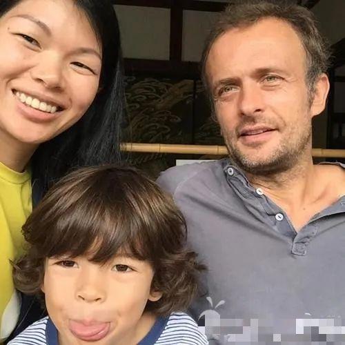 国际名模吕燕长了一张高级脸，最丑超模吕燕活成了豪门