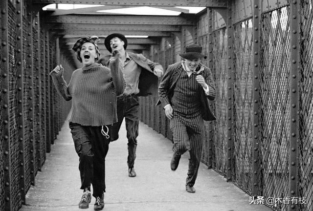 吴宇森商业片好看吗，吴宇森这部经典之作的台前幕后