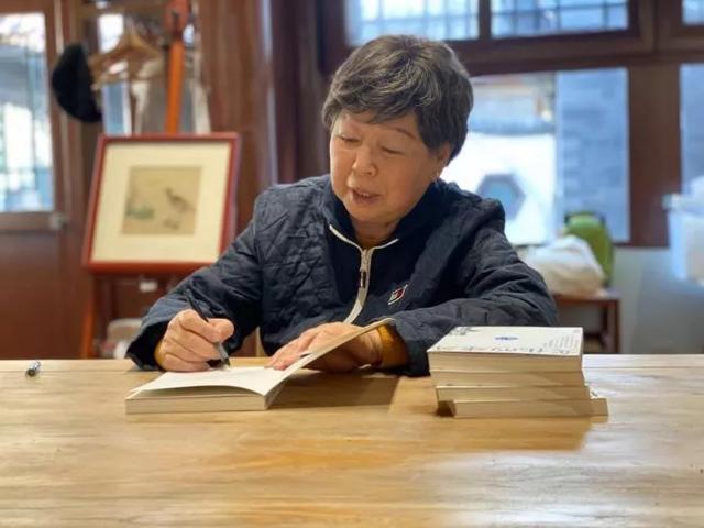 高晓松家庭历史，知道高晓松家世不凡