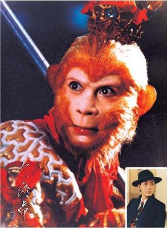 六小龄童双身份证，他拥有两张身份证而且完全合法