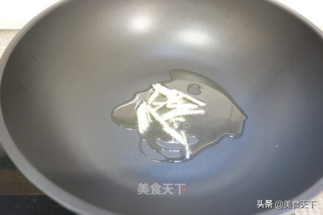 花蛤怎么炒又嫩又香，10分钟上桌鲜美滑嫩