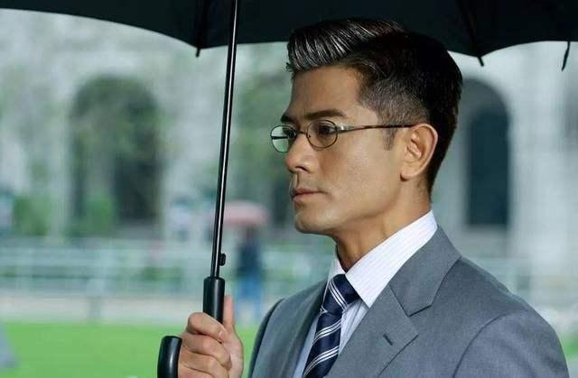 蛋家人的故事浮城大亨，浮城大亨原型黎华安买票