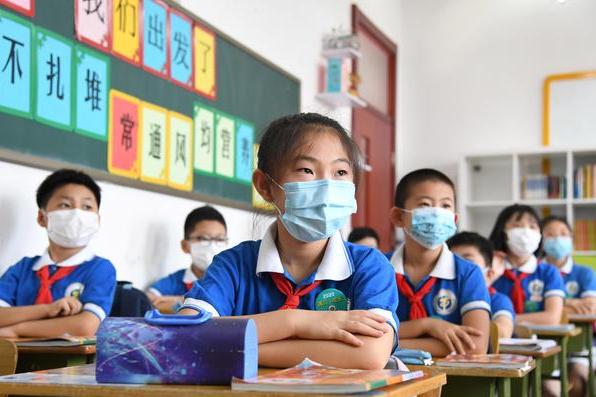 全封闭式体罚学校，封闭式体罚学校（虐待体罚学生的“素质教育基地”不能再有）