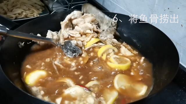 美食制作柠檬鱼，比清蒸鲈鱼还好吃的柠檬鱼