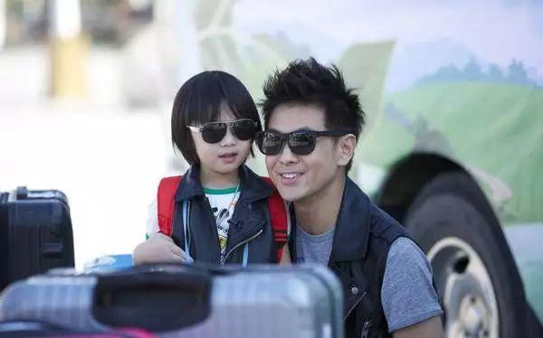 kimi小小志的妈妈，kimi长大后外貌变化（Kimi手绘发火的妈妈变身全程）