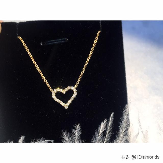 情人节礼物排行榜，情人节礼物排行榜实用大牌（情人节送什么礼物好）