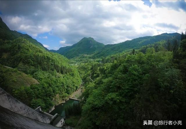 重庆旅游必去景点排名，重庆十佳旅游景点排行榜（重庆十个景点都值得一去）