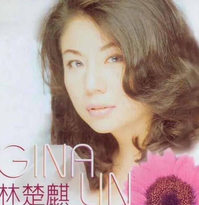 黃家駒離世27年，頭戴白花穿孝服大鬧靈堂的未婚妻，如今怎樣了 娛樂八卦吃瓜 第3张
