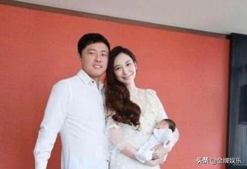 吴佩慈纪晓波情史，吴佩慈男友纪晓波亲自录回应了