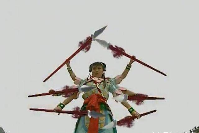 西游记里的哪吒三头八臂，哪吒并不是皇帝的儿子