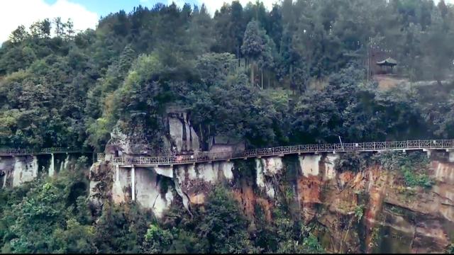 重庆周边凉快的避暑打卡地两三天，重庆周边这⑧个避暑胜地只有25℃