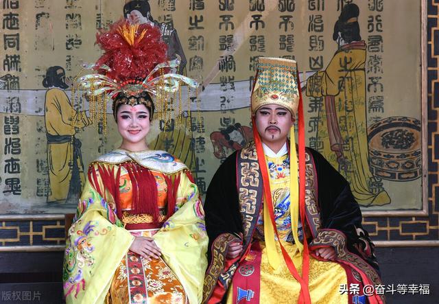天宝是谁的年号，天宝盛世唐玄宗（唐玄宗为何要把年号改为天宝）